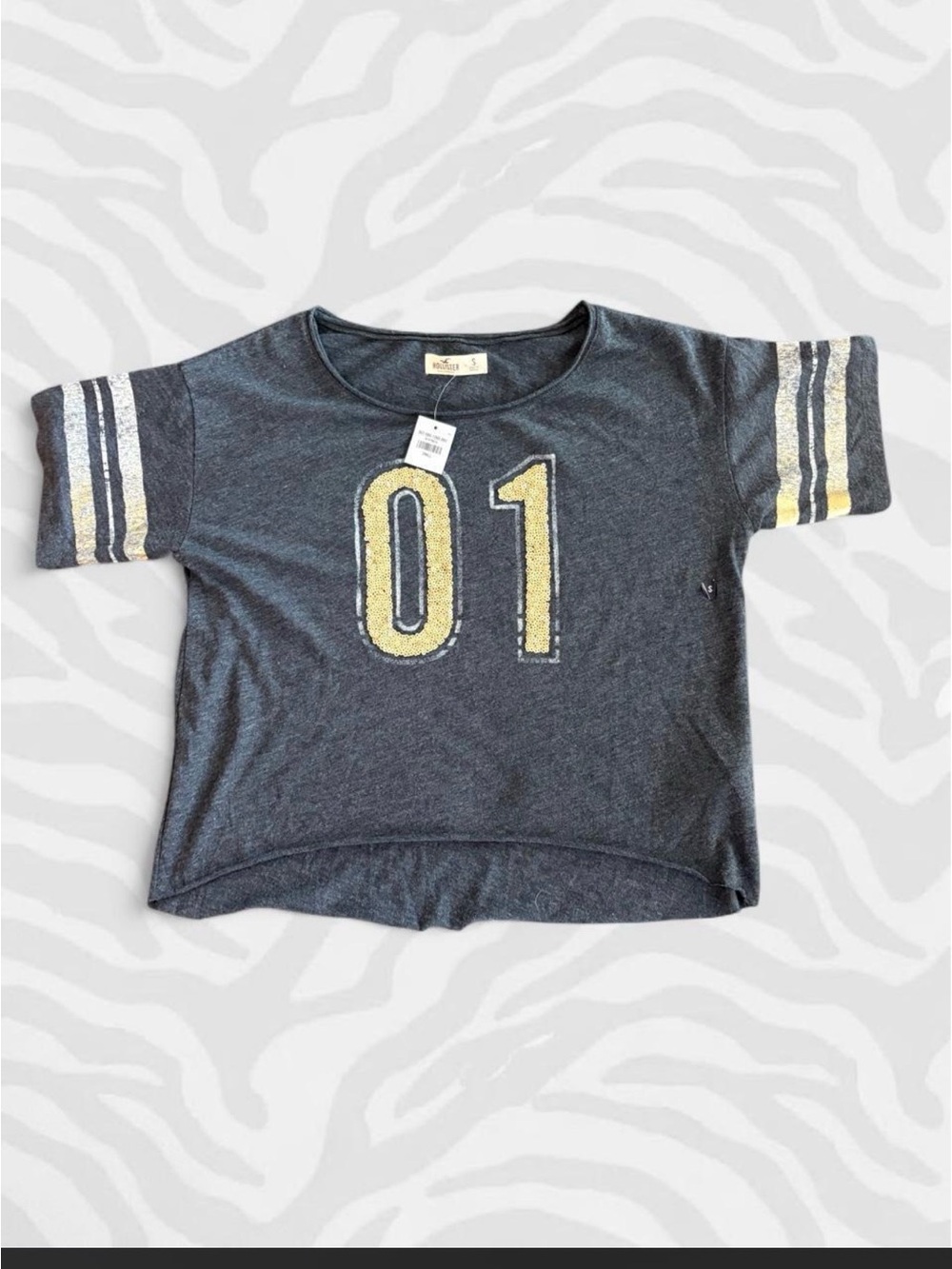 Hollister Charcoal Gray Short Sleeve Tee with Yellow '01' Graphic